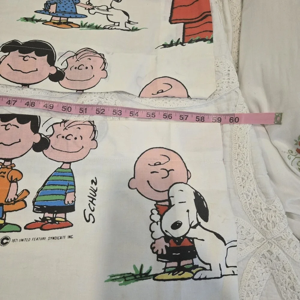 1971 Snoopy & The Gang Window Valances 60x14 Set Of 2